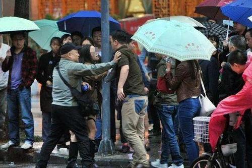 东台吃瓜群众事件视频,一场网络舆论的风暴与反思