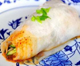 小瓜如何吃卷薄馍视频,简单美味，一学就会的街头小吃制作教程