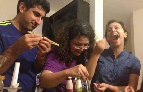 老外吃黑皮瓜视频大全,老外挑战黑皮瓜，口味大揭秘！